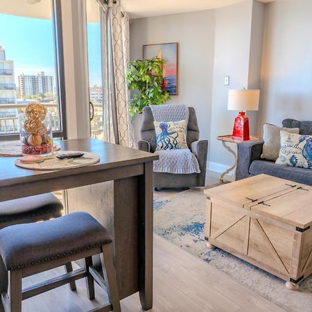 Ocean View Double Suite! Sleeps 4 Meridian Plaza 705 默特尔比奇 外观 照片